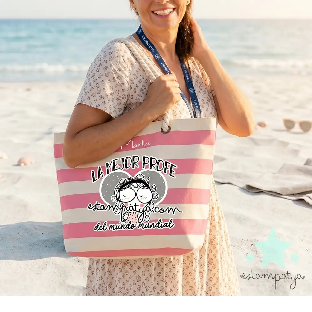 Bolsa playa personalizada la mejor profe del mundo - Estampatya Bolsa de playa personalizada la mejor profe del mundo, bolsa de playa para regalar a las profes modelo